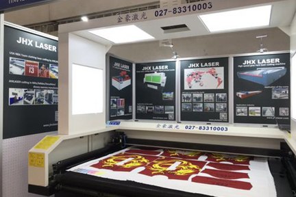 Quality Creates better cooperation--JHX Laser in Spain customer's factory