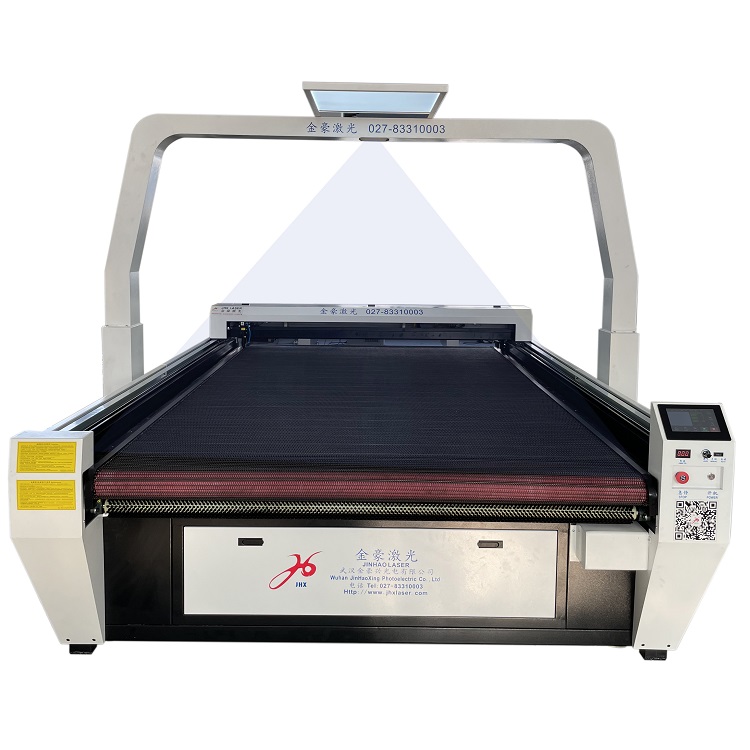 Large format auto edge intelligent cutting machine( visual positioning).jpg